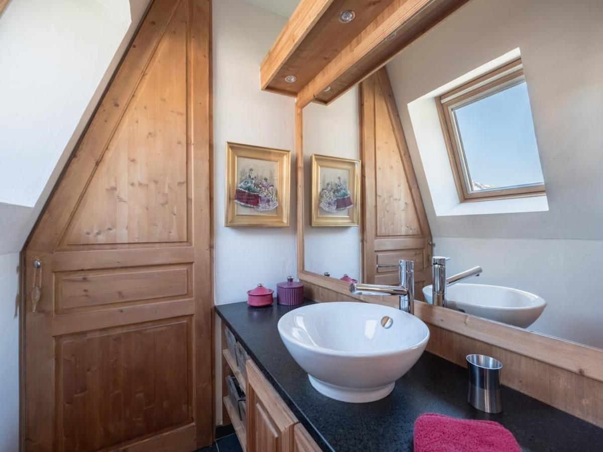 Penthouse Le Paradis I Le Chalet Club *