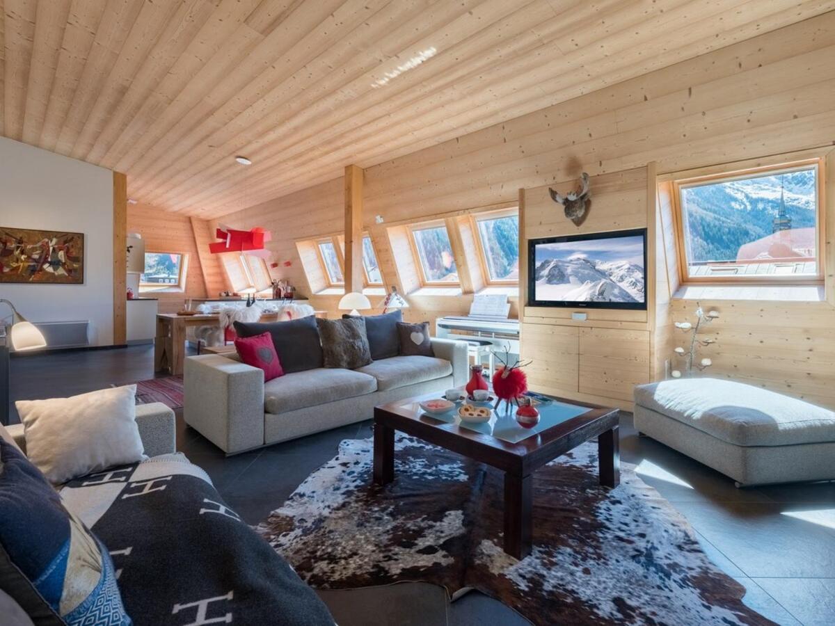 Penthouse Le Paradis I Le Chalet Club *